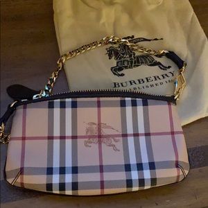 BRAND NEW BURBERRY CHAIN BAG!!!